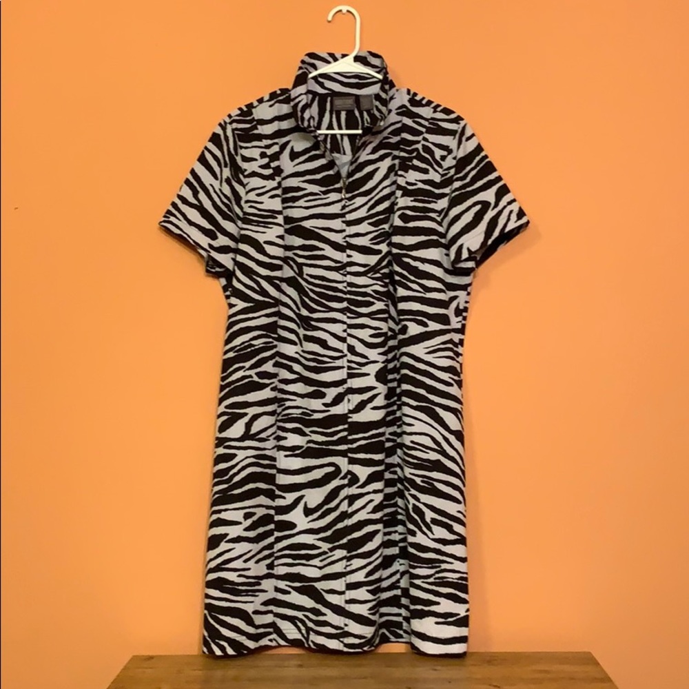 Auditions by Chico’s Zip-up Zebra Print Dress